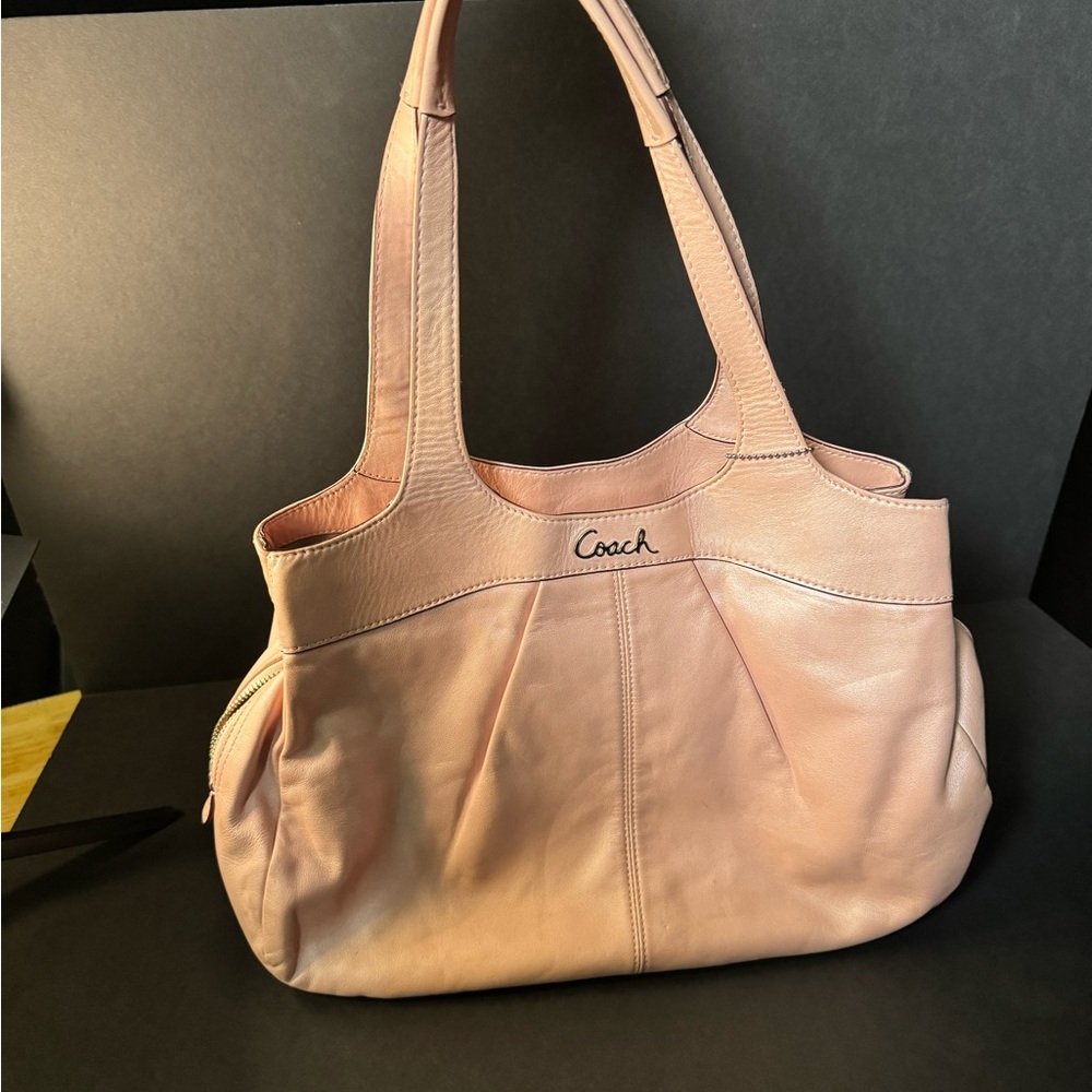 Vintage Coach Lexi in Blush Pink